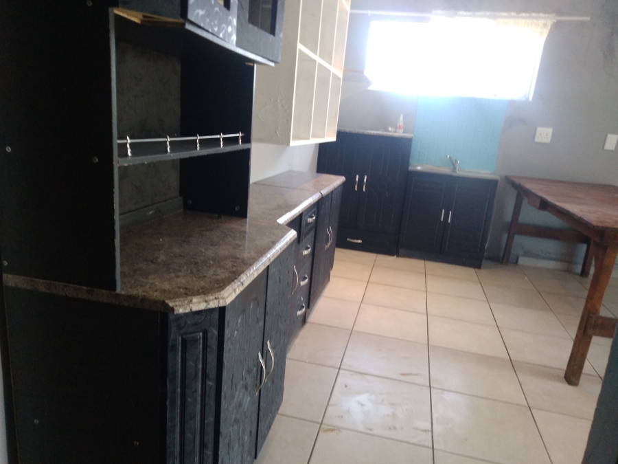 To Let 2 Bedroom Property for Rent in Vredenburg Rural Western Cape
